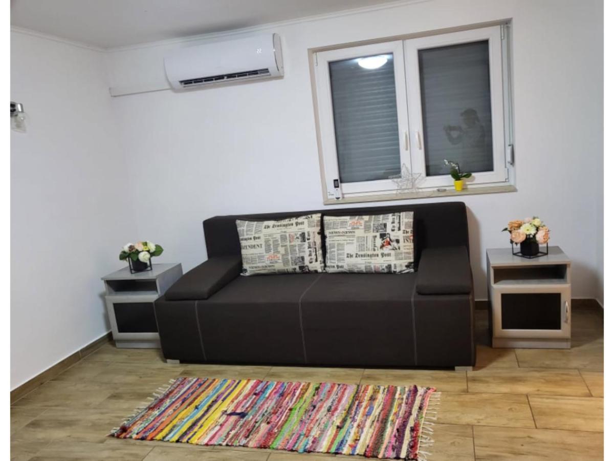 Forrás Vendégház Apartman Tata Kültér fotó